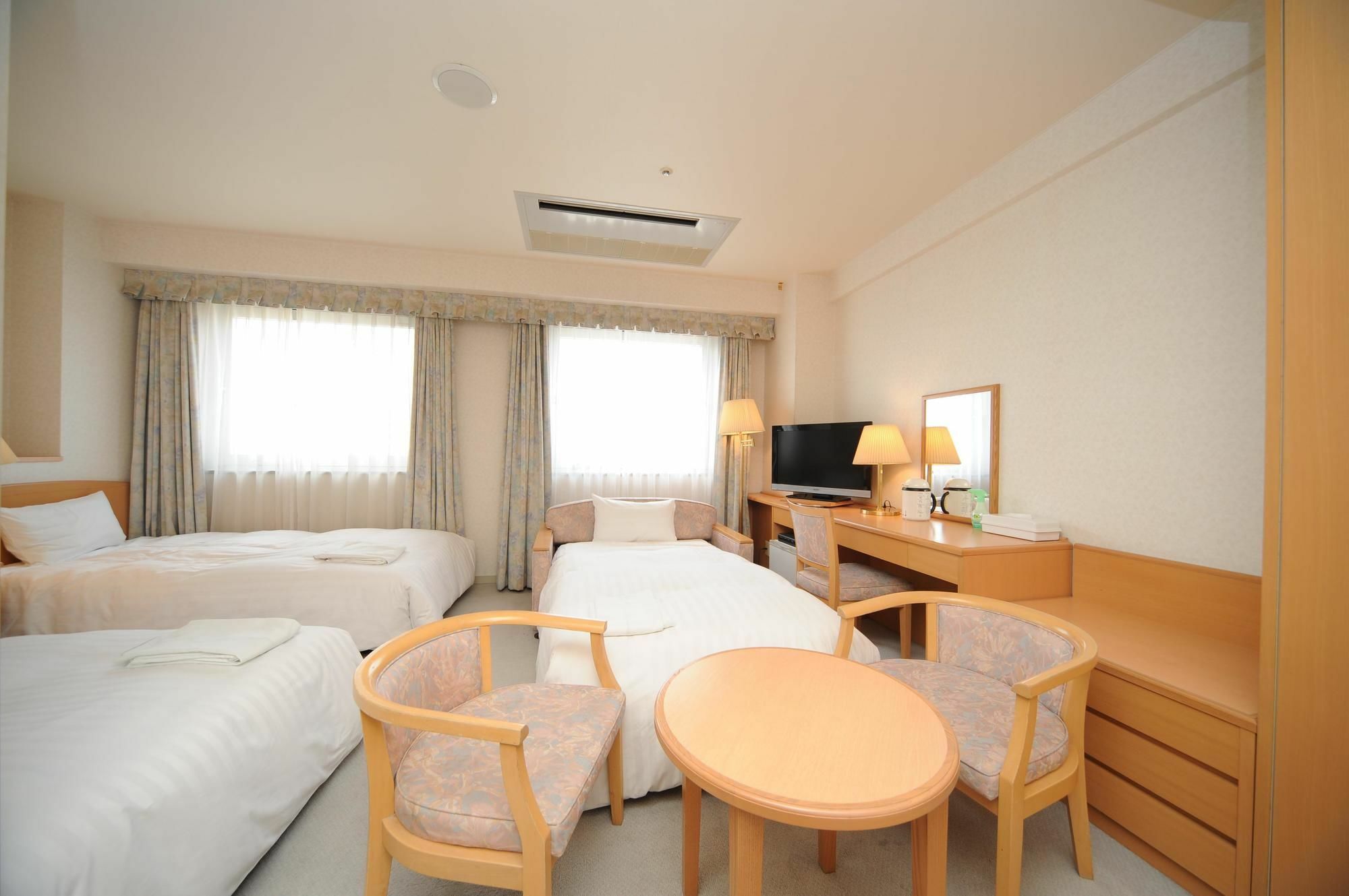 Bright Park Hotel Kōchi Eksteriør bilde